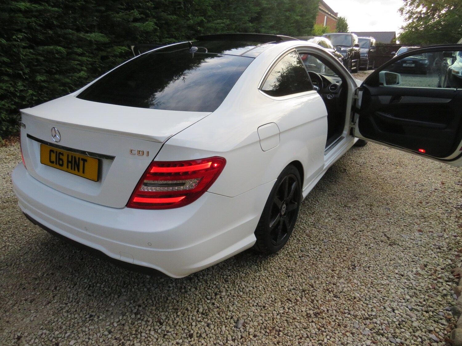 Used Mercedes-Benz C-Class 2014 for sale - 68613763: Photo 21