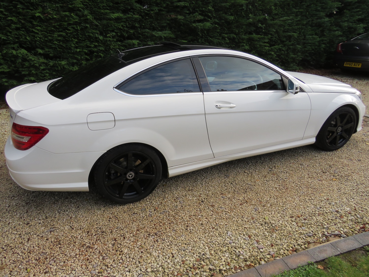 Used Mercedes-Benz C-Class 2014 for sale - 68613763: Photo 4