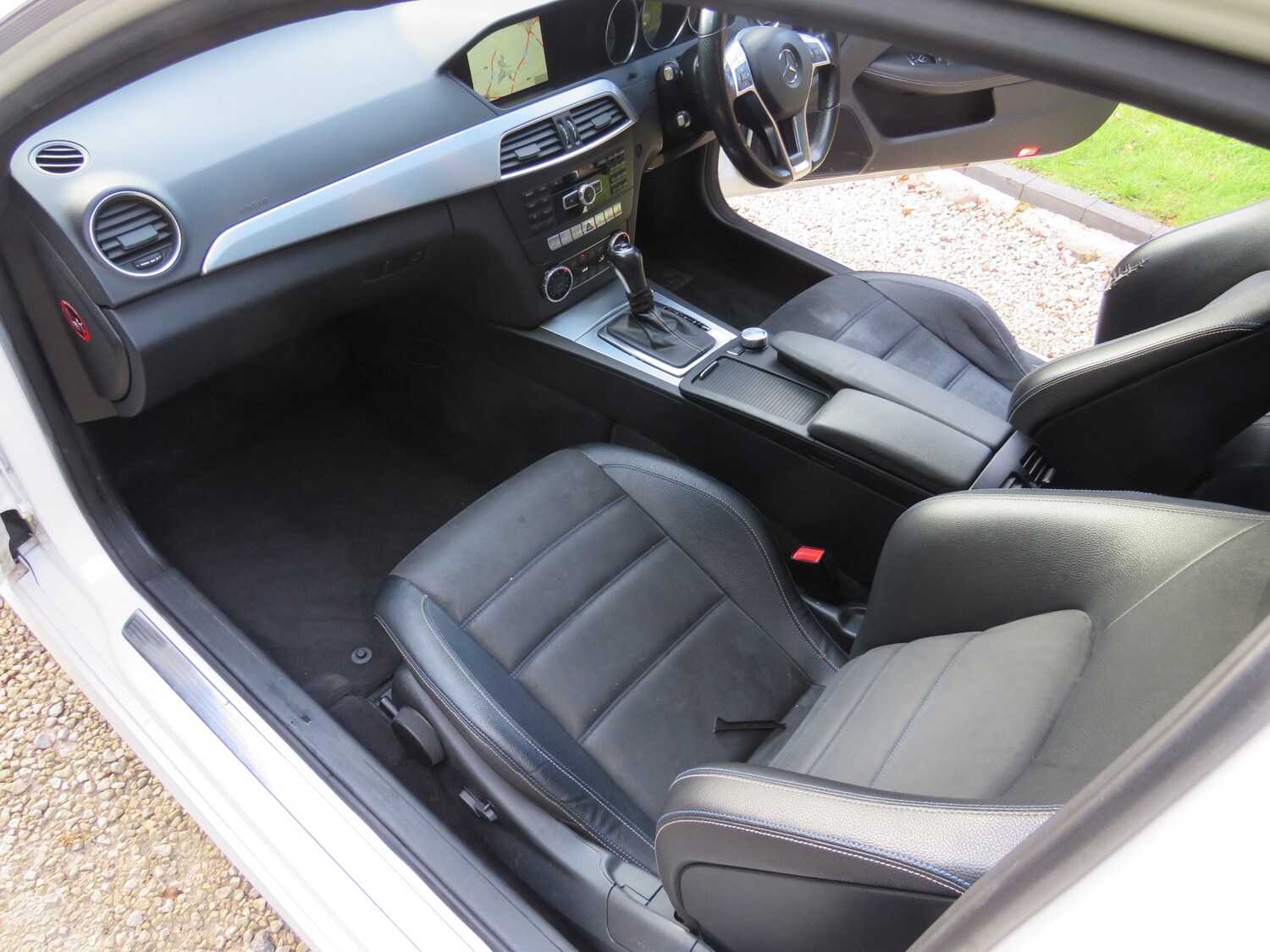 Used Mercedes-Benz C-Class 2014 for sale - 68613763: Photo 8