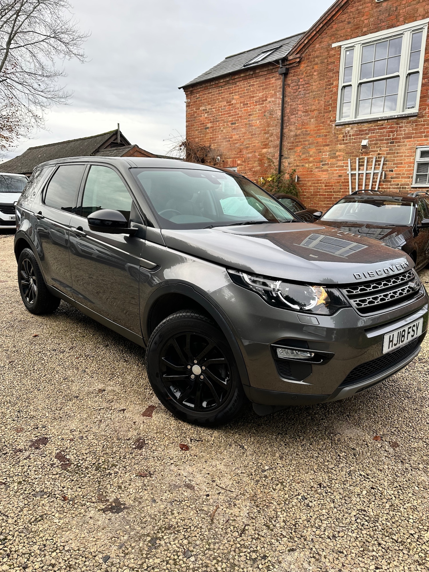 Used Land Rover Discovery Sport 2018 for sale - 76705689: Photo 1