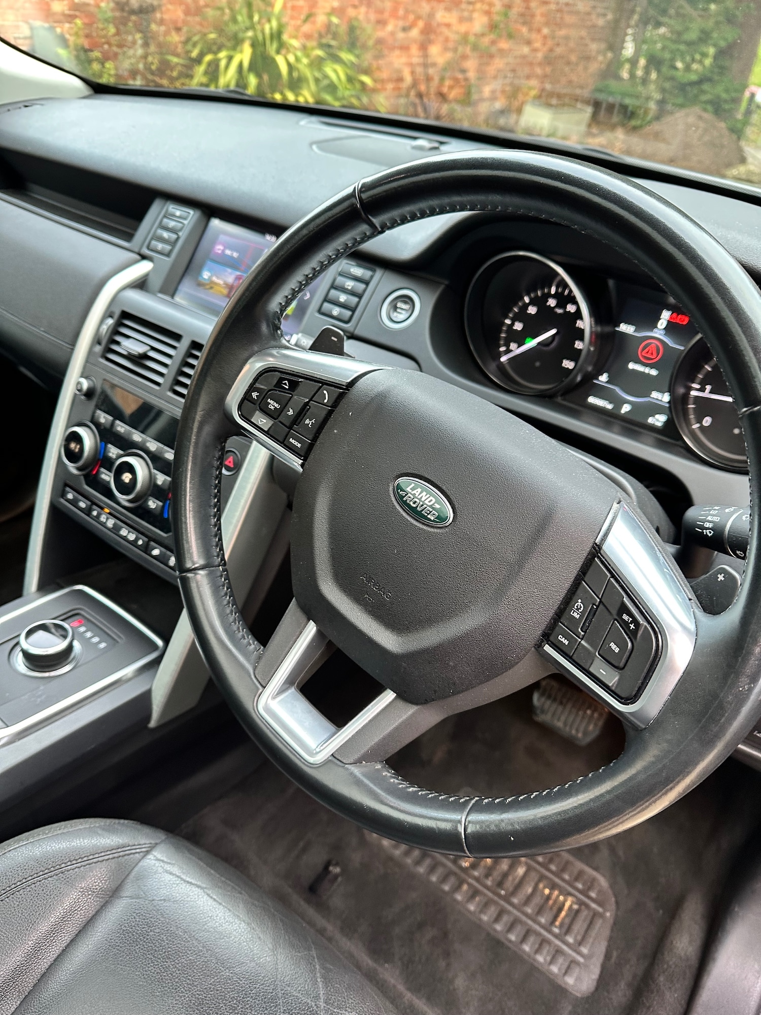 Used Land Rover Discovery Sport 2018 for sale - 76705689: Photo 19