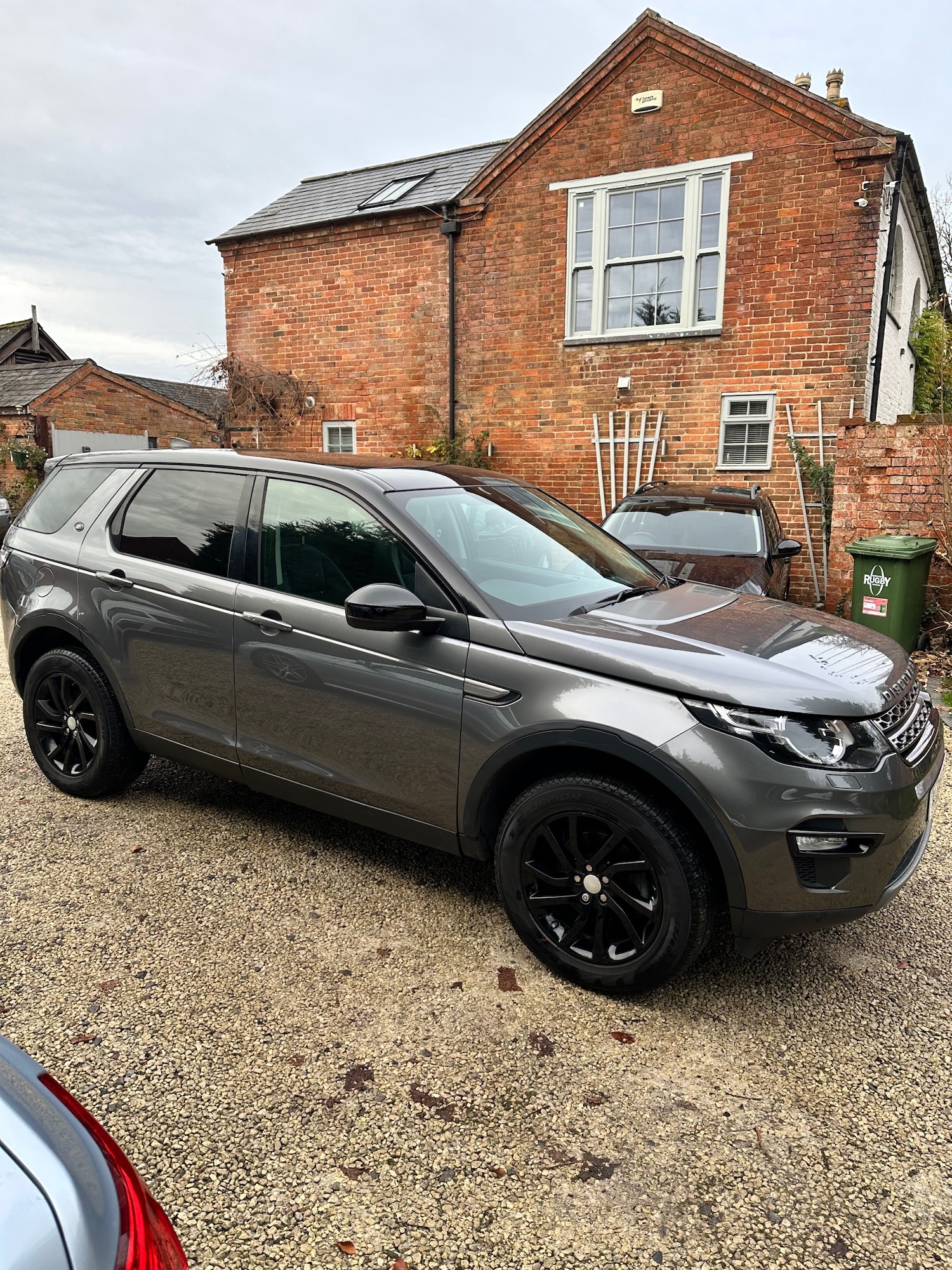 Used Land Rover Discovery Sport 2018 for sale - 76705689: Photo 3