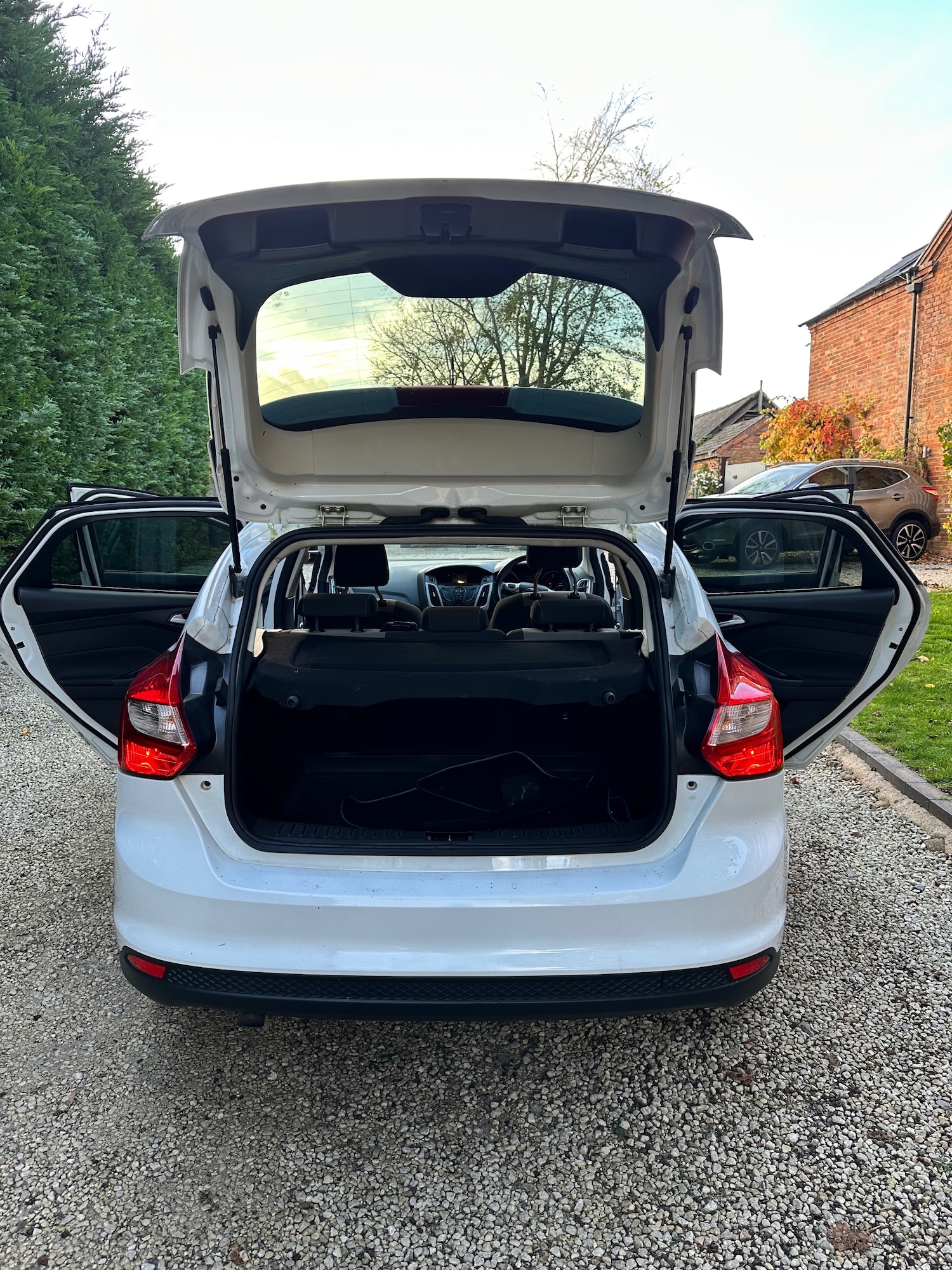 Used Ford Focus 2013 for sale - 76392061: Photo 27