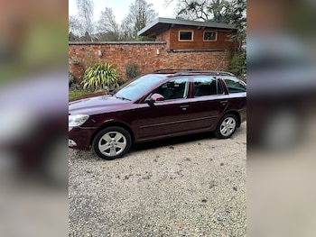 Used Skoda Octavia 2010 for sale - 77005633: Photo