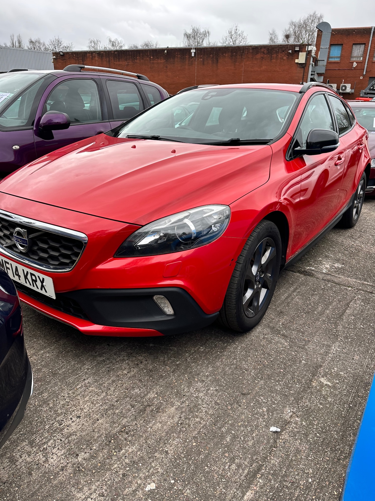 Used Volvo V40 2014 for sale - 77905955: Photo 1