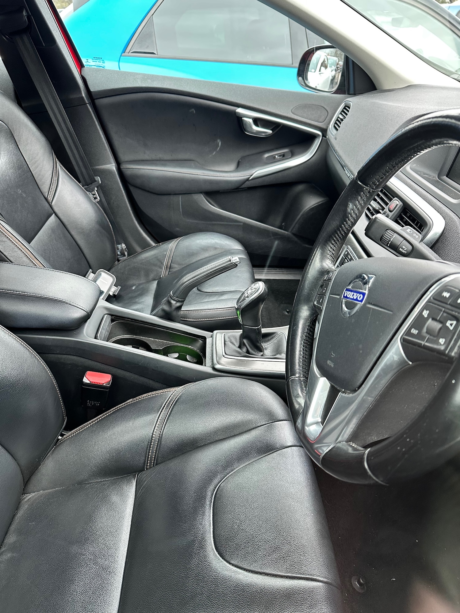 Used Volvo V40 2014 for sale - 77905955: Photo 9