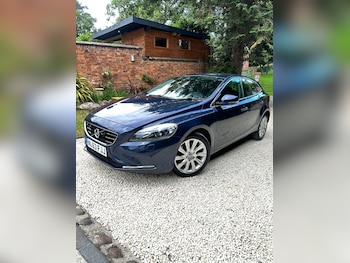 Used Volvo V40 2013 for sale - 78880900: Photo
