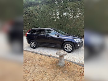 Used Volvo XC60 2015 for sale - 79504452: Photo
