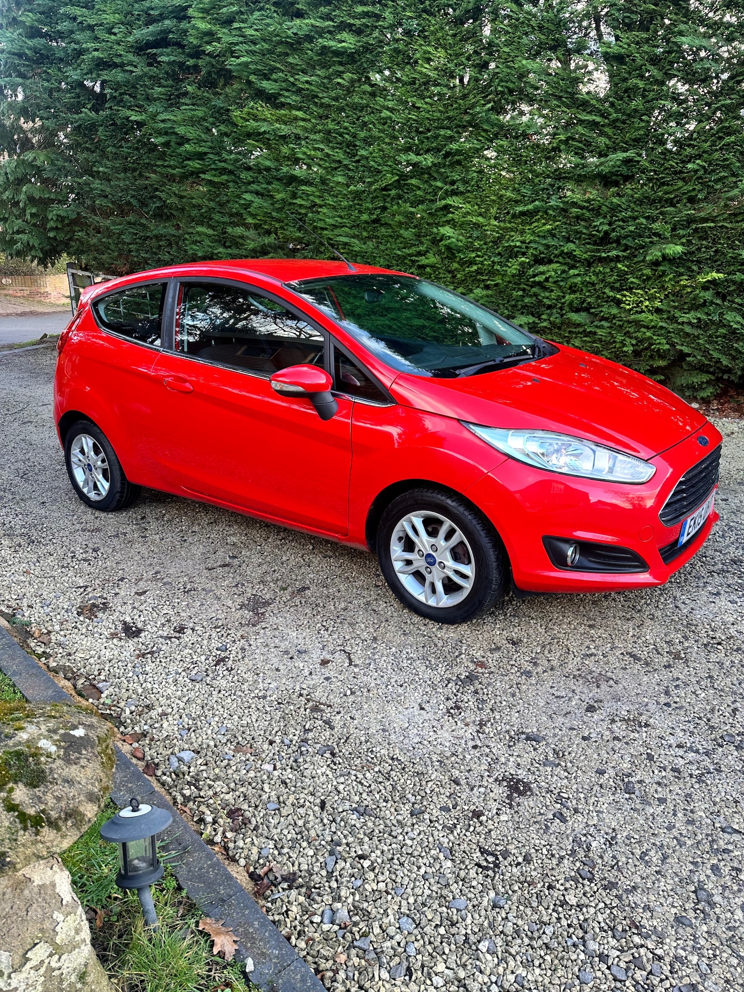 Used Ford Fiesta 2015 for sale - 77437951: Photo 2