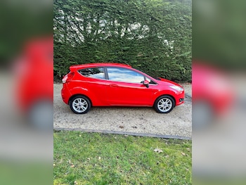 Used Ford Fiesta 2015 for sale - 77437951: Photo