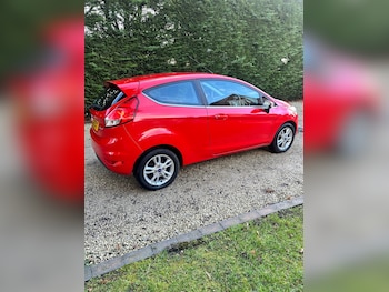 Used Ford Fiesta 2015 for sale - 77437951: Photo