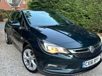 2016 (16) - 1.6 CDTi 16V 136 SRi 5dr