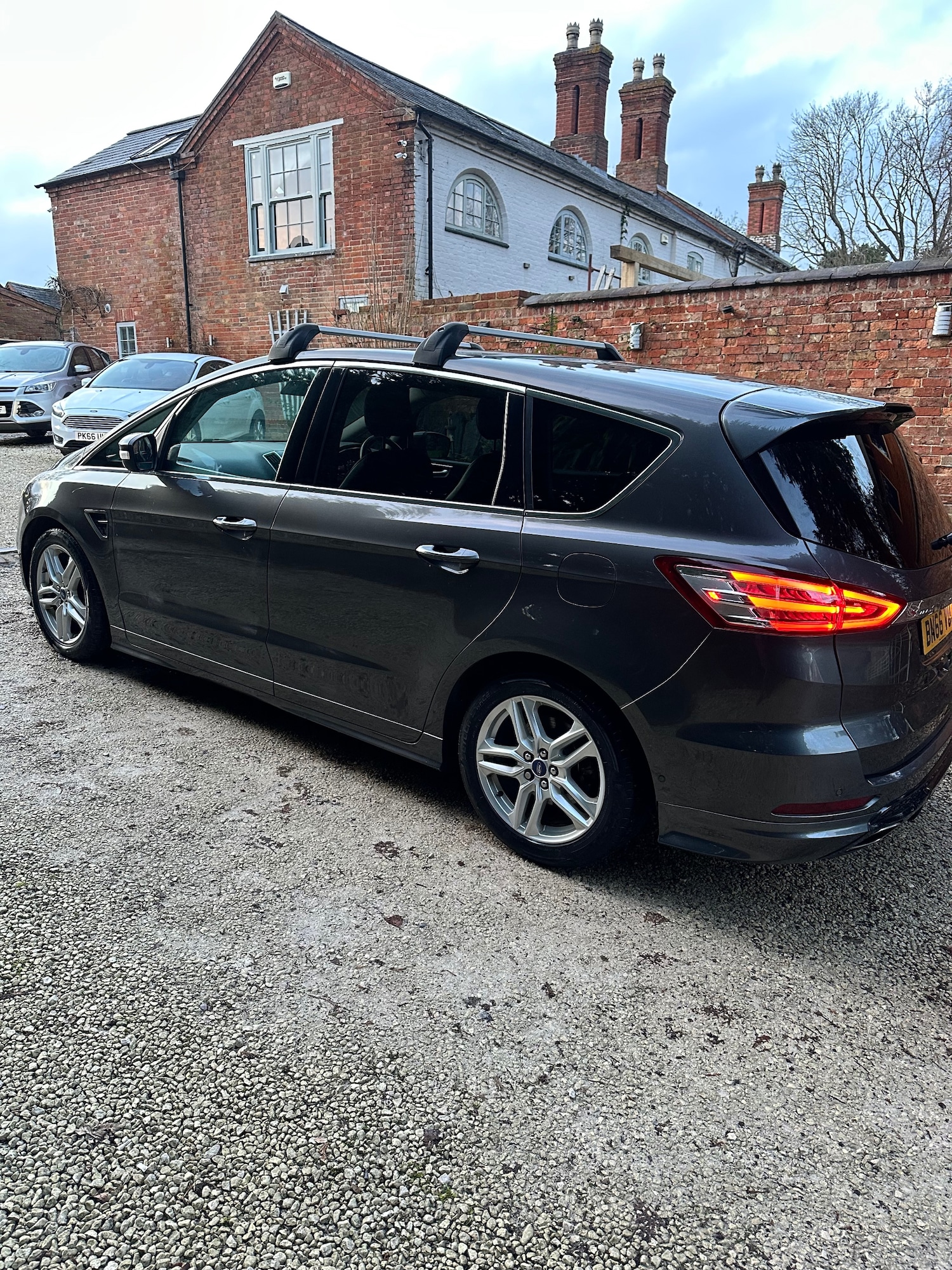 Used Ford S-Max 2016 for sale - 77435896: Photo 4