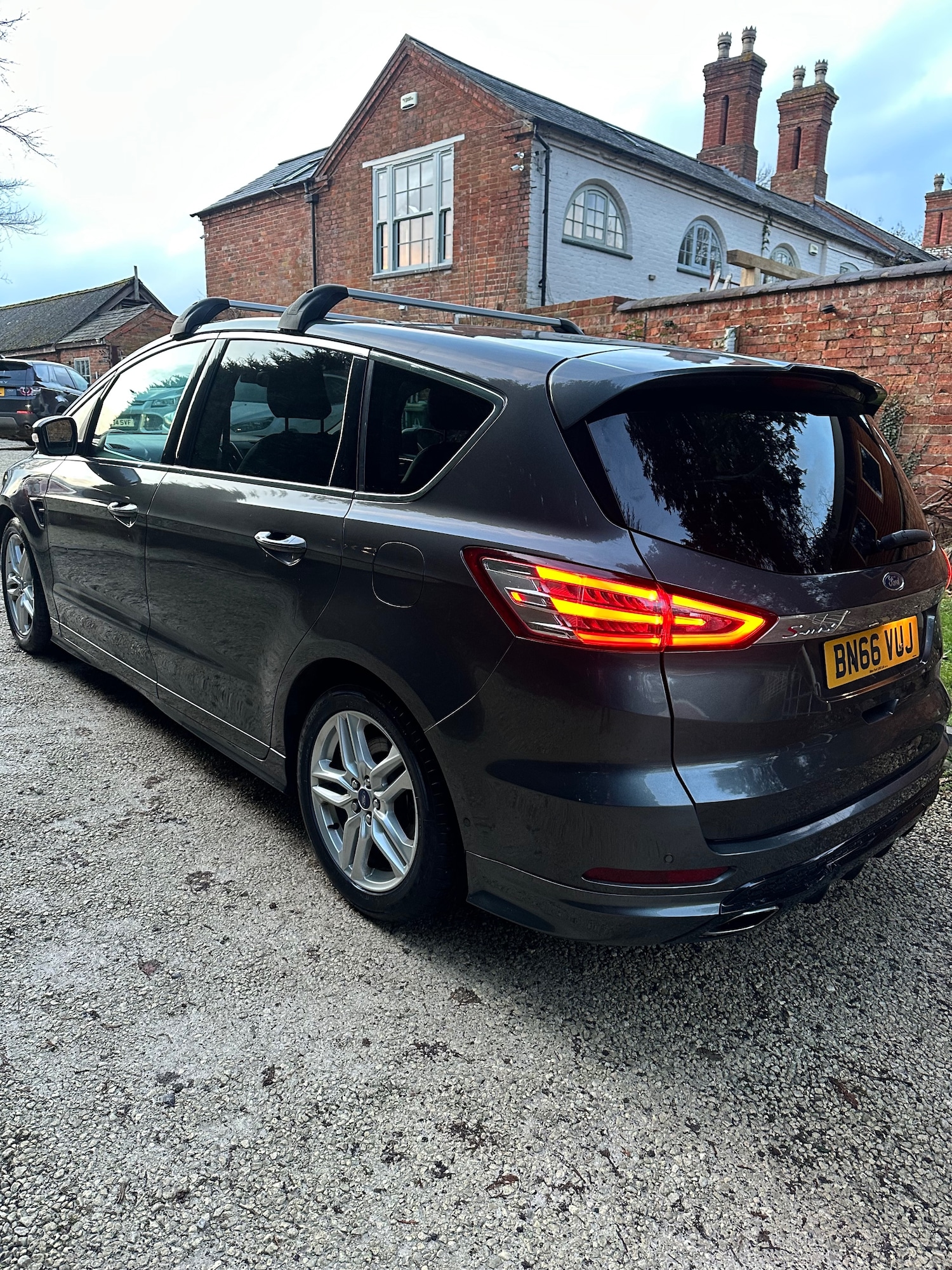 Used Ford S-Max 2016 for sale - 77435896: Photo 5