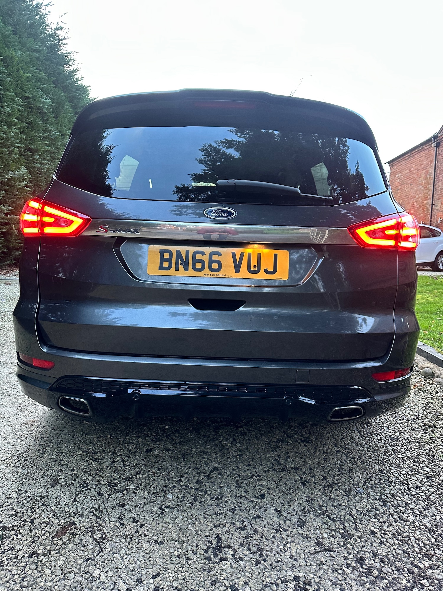 Used Ford S-Max 2016 for sale - 77435896: Photo 8