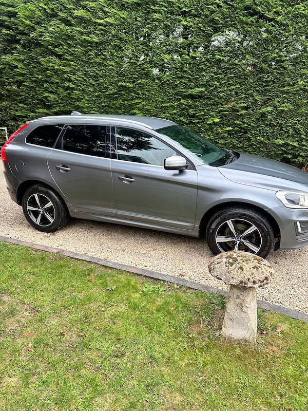 Used Volvo XC60 2016 for sale - 76253761: Photo 4