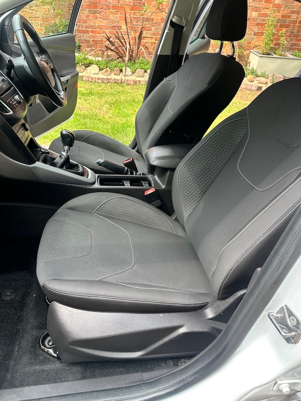Used Ford Focus 2016 for sale - 74891310: Photo 23