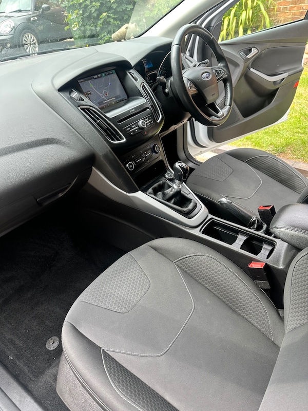 Used Ford Focus 2016 for sale - 74891310: Photo 24