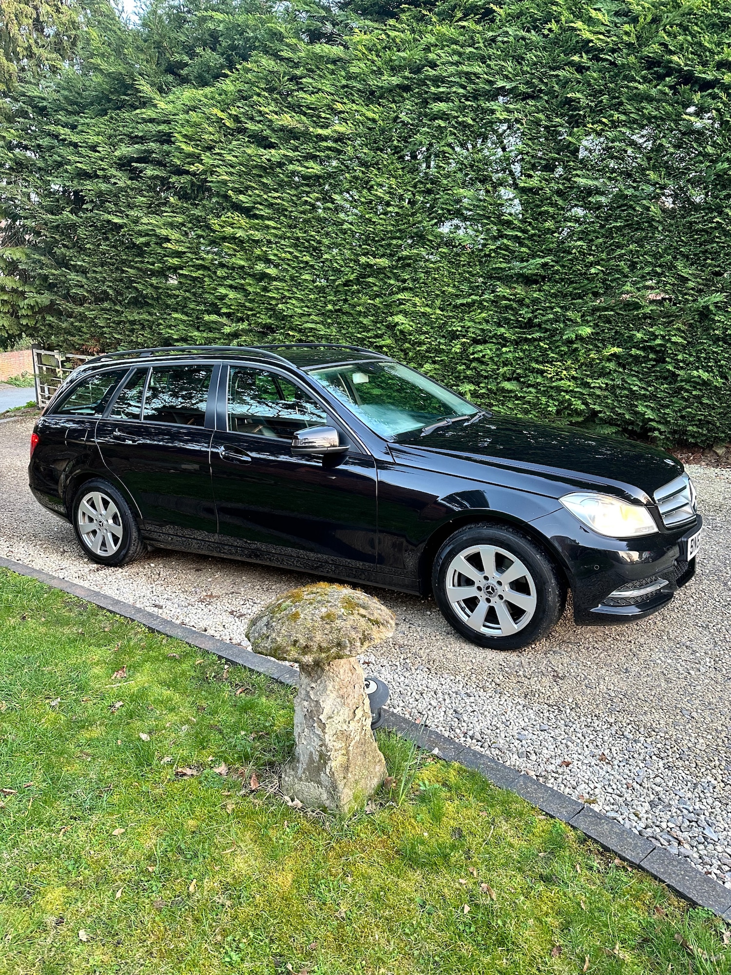 Used Mercedes-Benz C Class 2012 for sale - 77744210: Photo 2