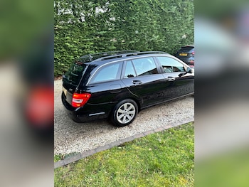 Used Mercedes-Benz C Class 2012 for sale - 77744210: Photo