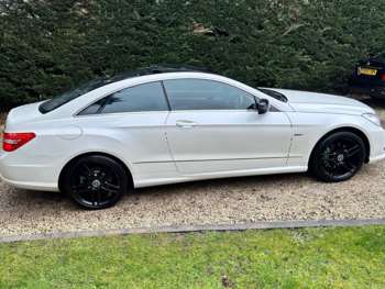Used Mercedes-Benz E-Class 2011 for sale - 73689335: Photo