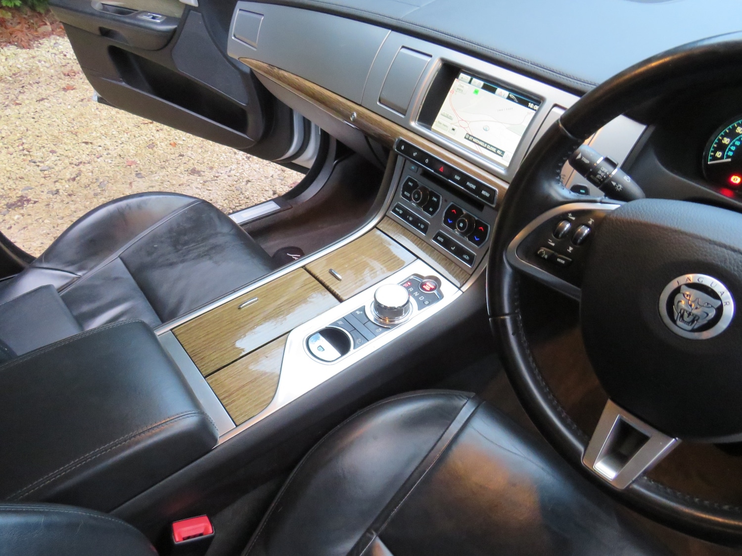 Used Jaguar XF 2012 for sale - 73517303: Photo 15