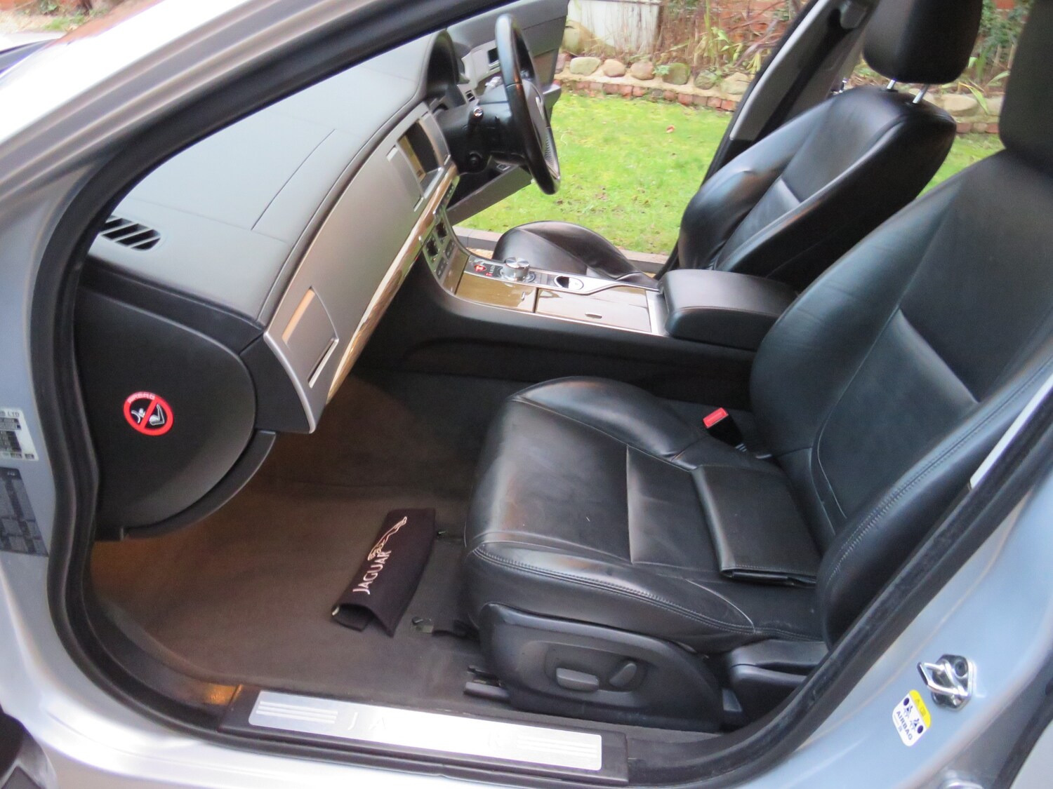 Used Jaguar XF 2012 for sale - 73517303: Photo 17