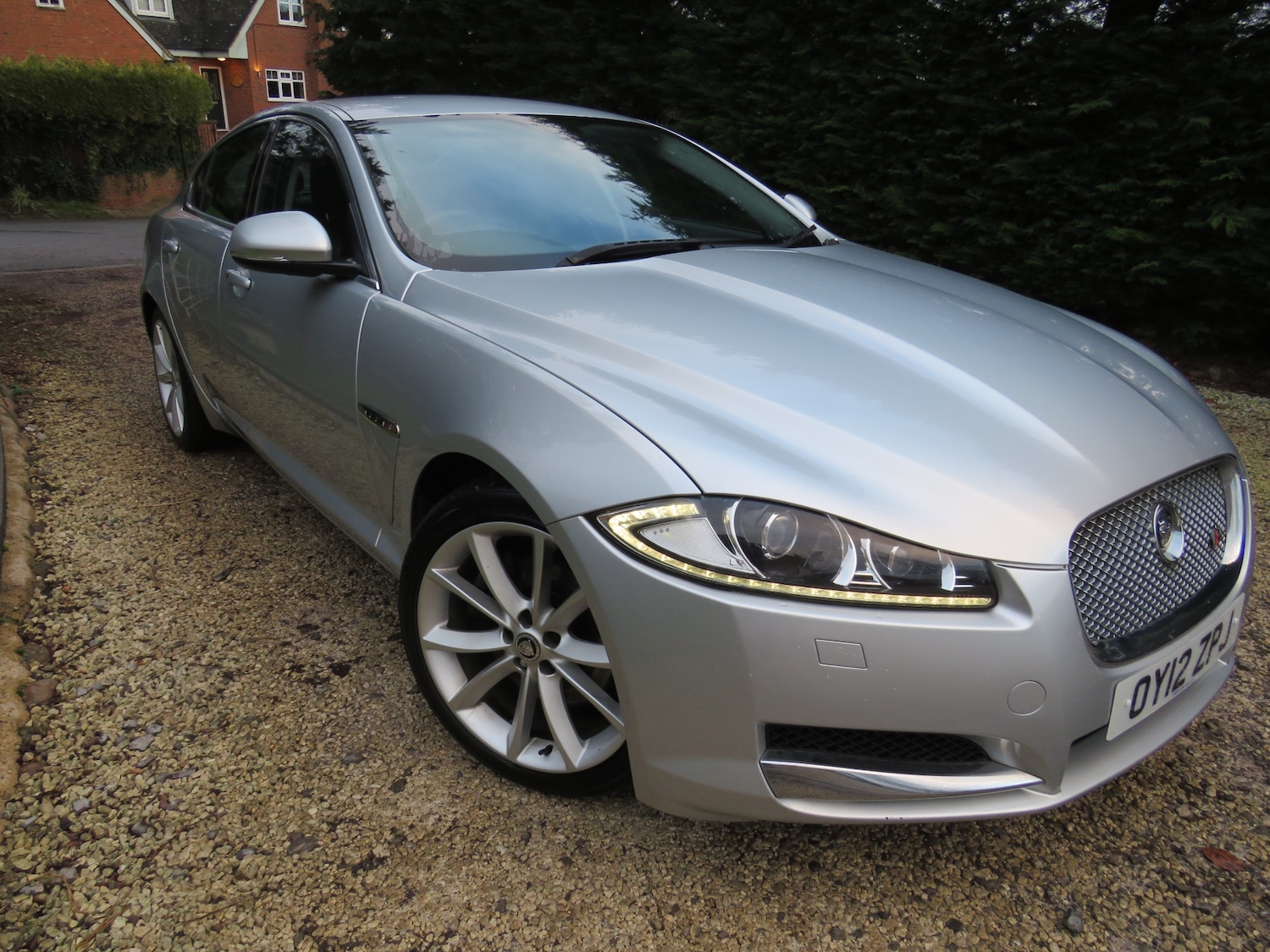 Used Jaguar XF 2012 for sale - 73517303: Photo 2
