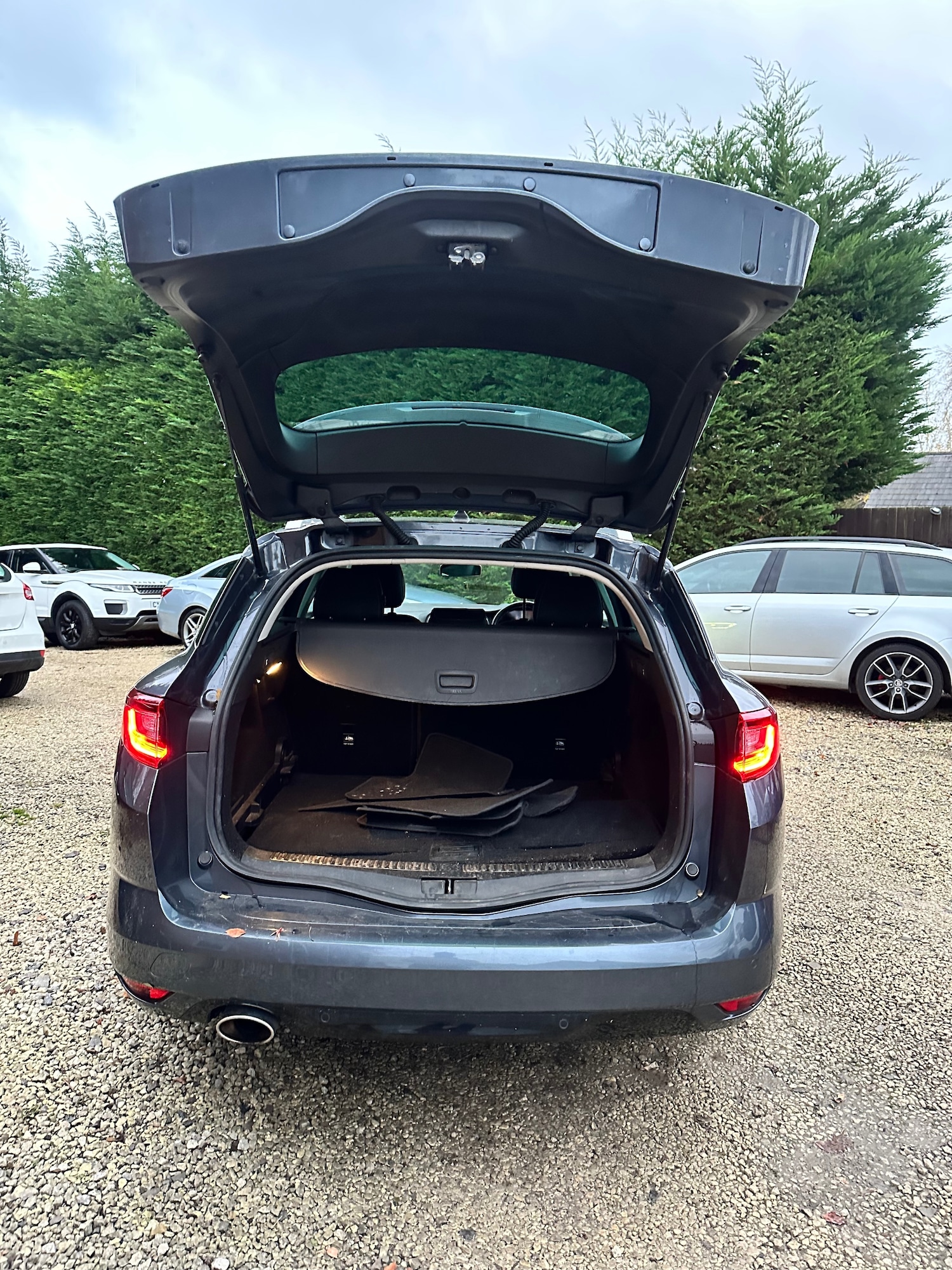 Used Renault Megane 2018 for sale - 76807299: Photo 22