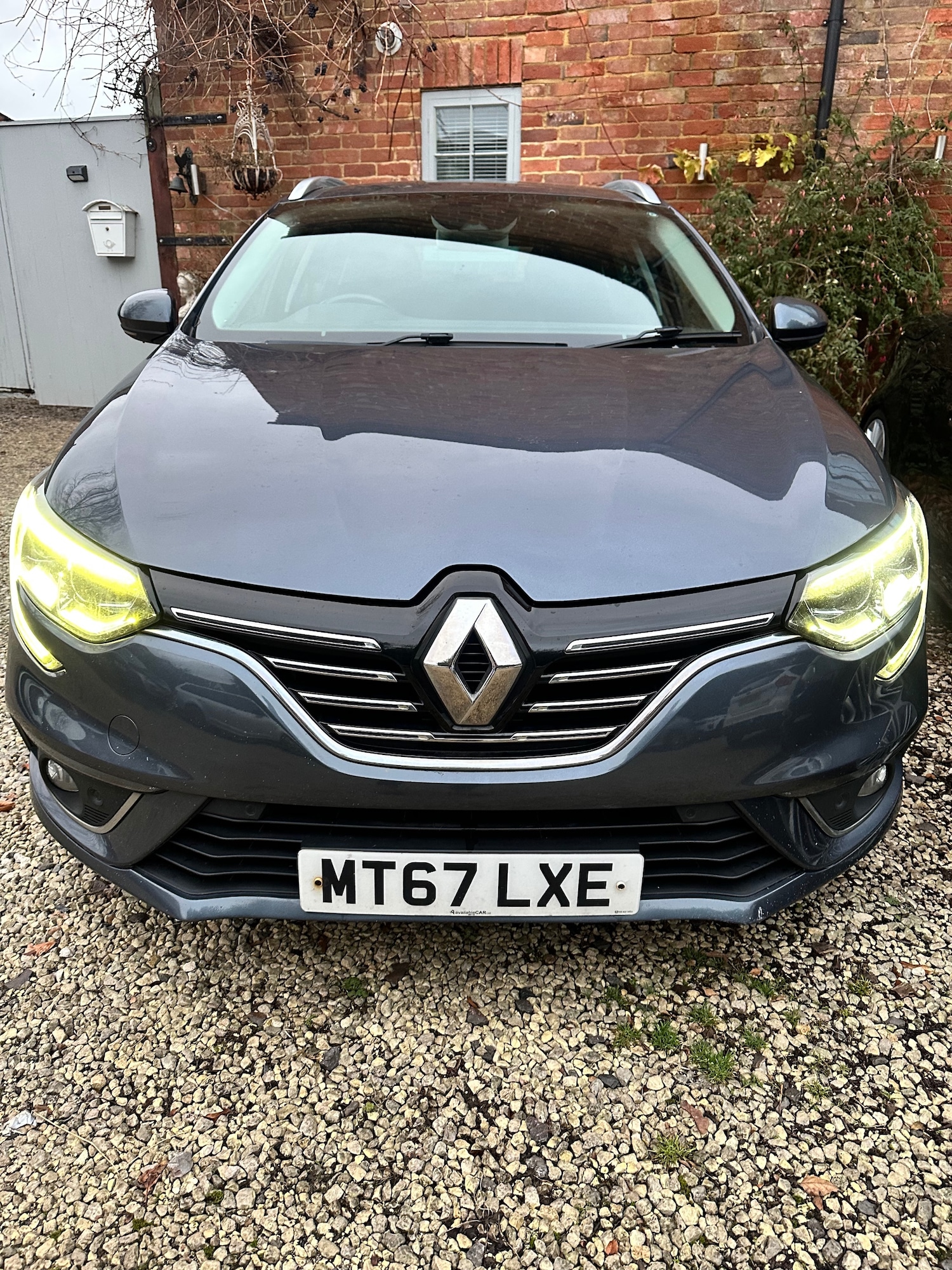 Used Renault Megane 2018 for sale - 76807299: Photo 8