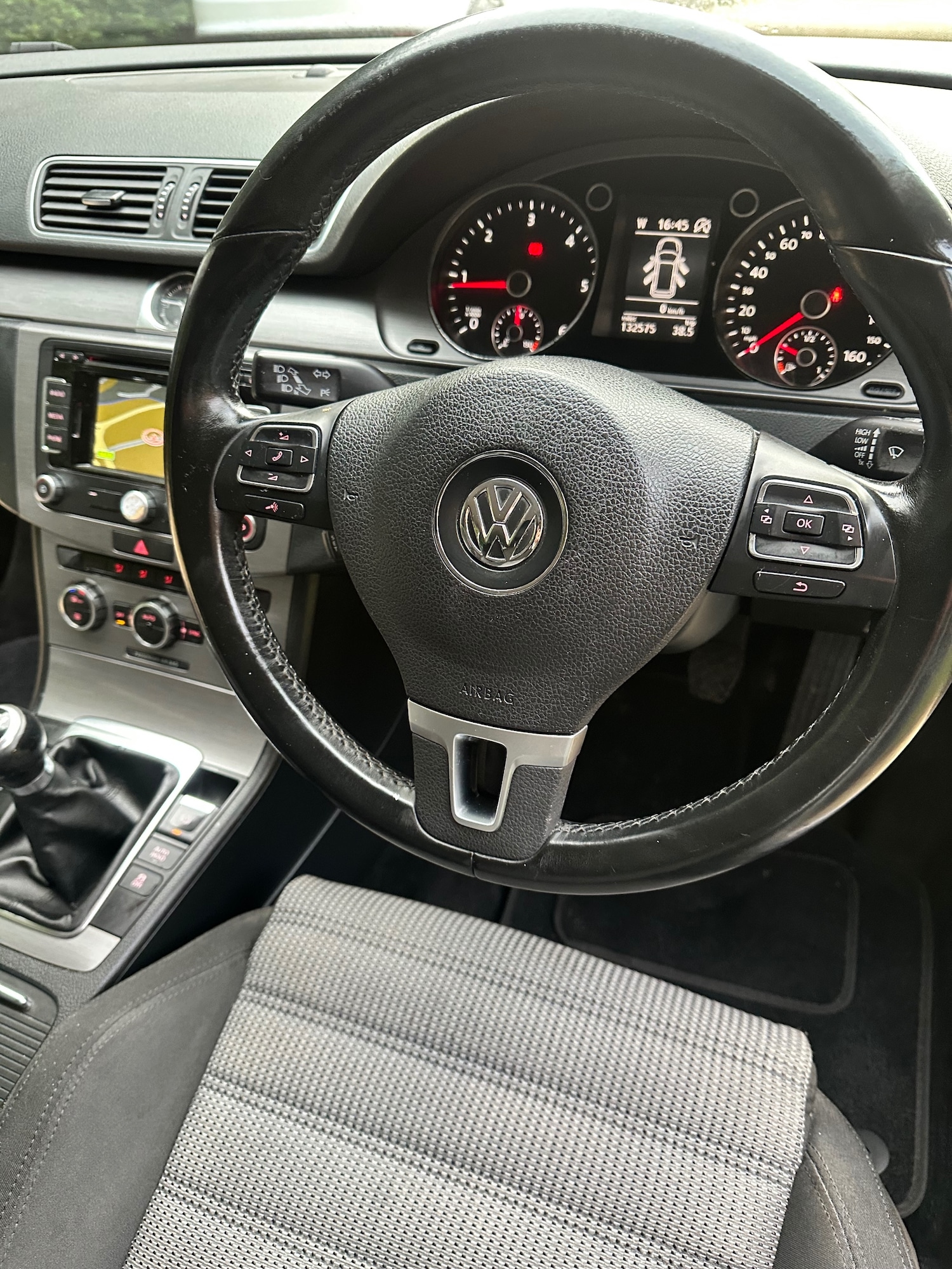 Used Volkswagen Passat 2012 for sale - 76405499: Photo 18