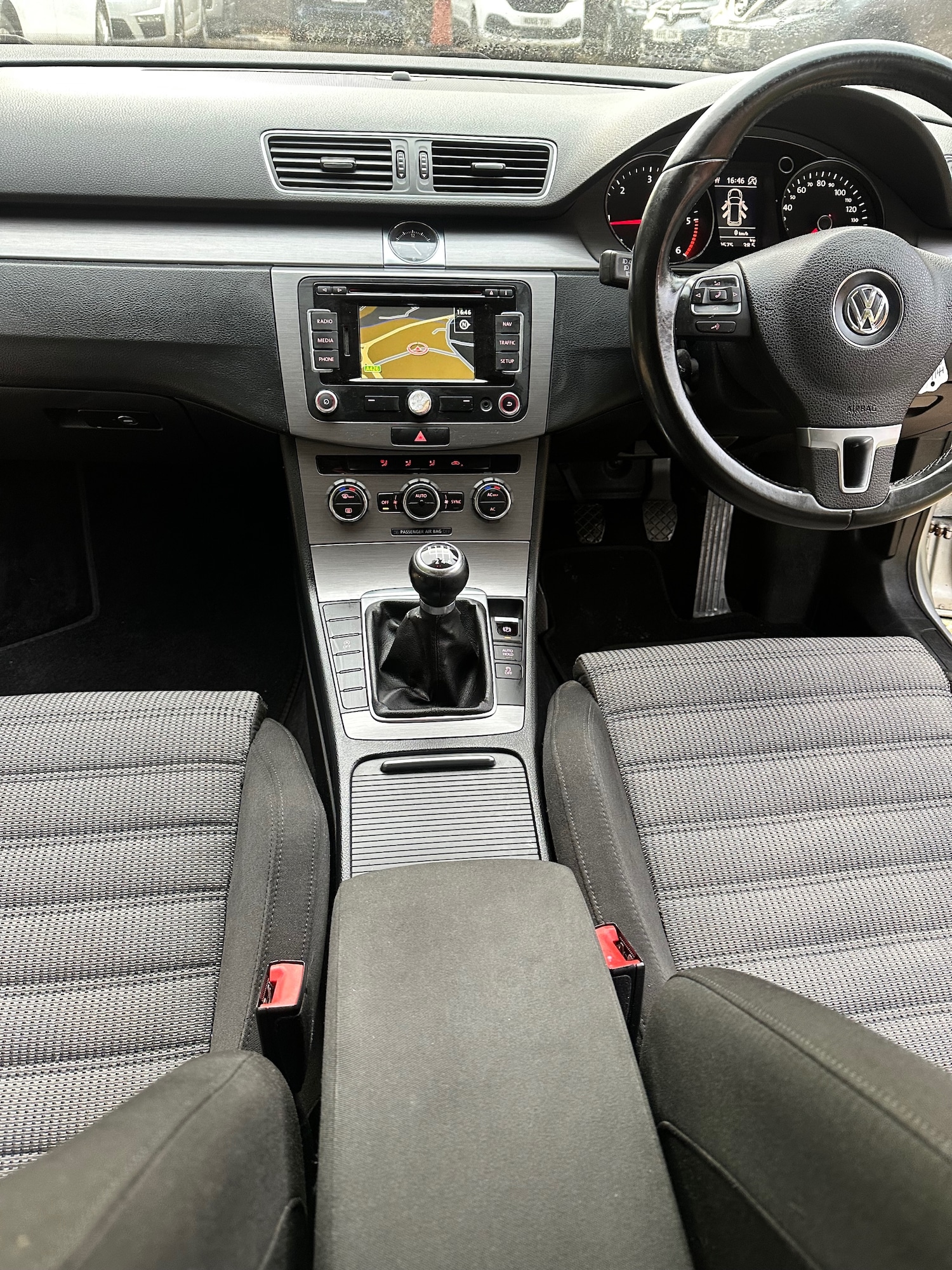 Used Volkswagen Passat 2012 for sale - 76405499: Photo 22