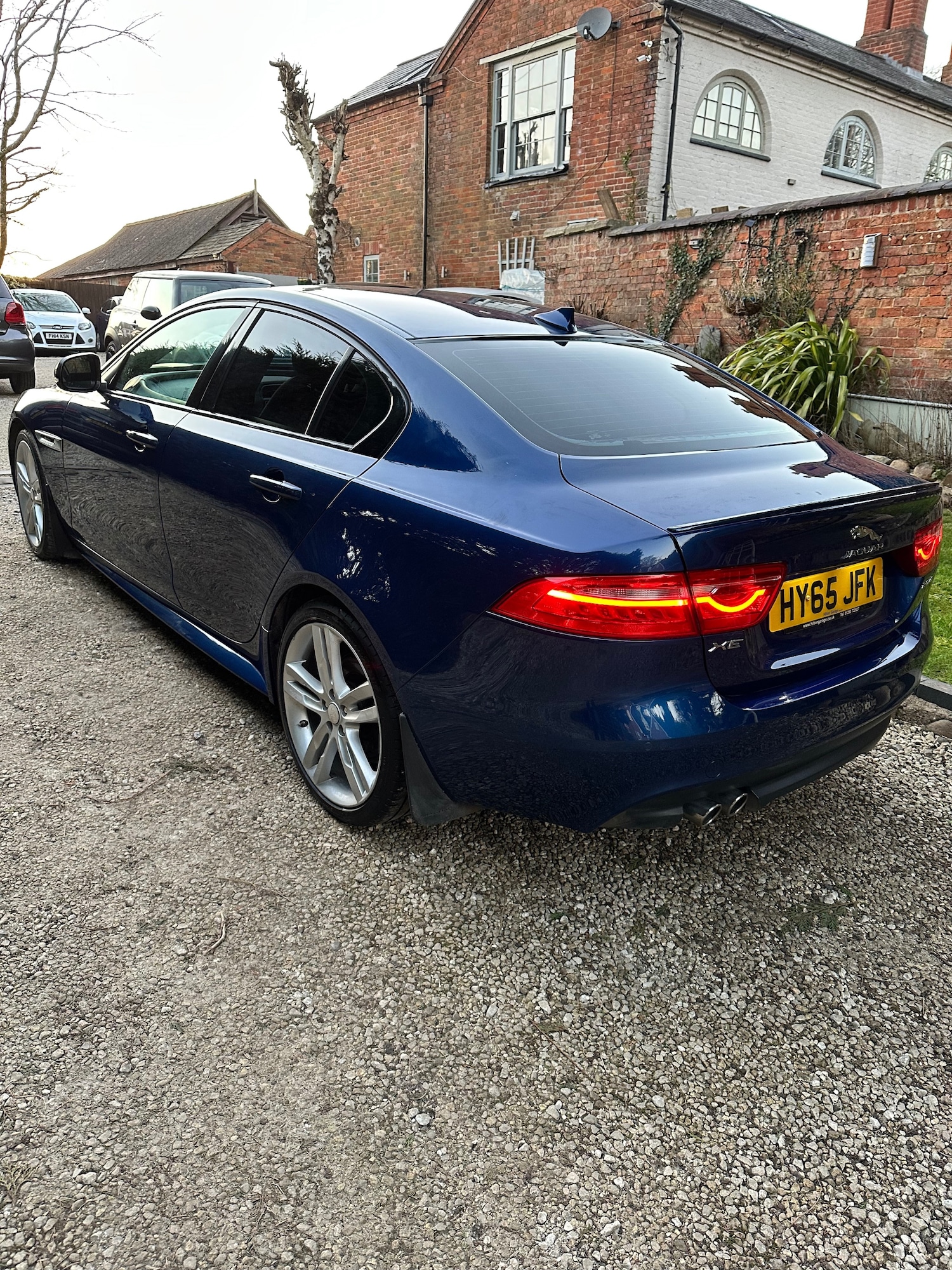 Used Jaguar XE 2015 for sale - 73927754: Photo 16
