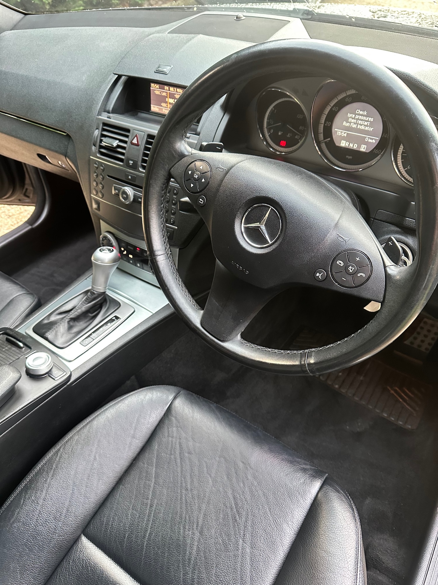 Used Mercedes-Benz C Class 2010 for sale - 76386913: Photo 17