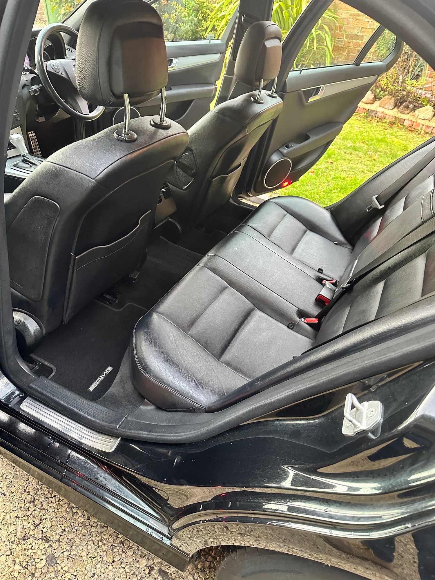 Used Mercedes-Benz C Class 2010 for sale - 76386913: Photo 23