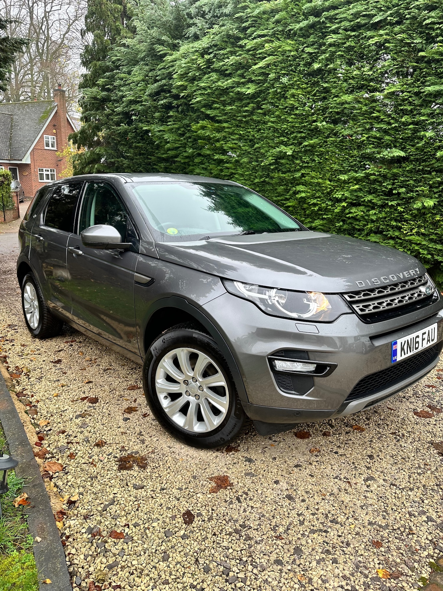 Used Land Rover Discovery Sport 2016 for sale - 76568701: Photo 1