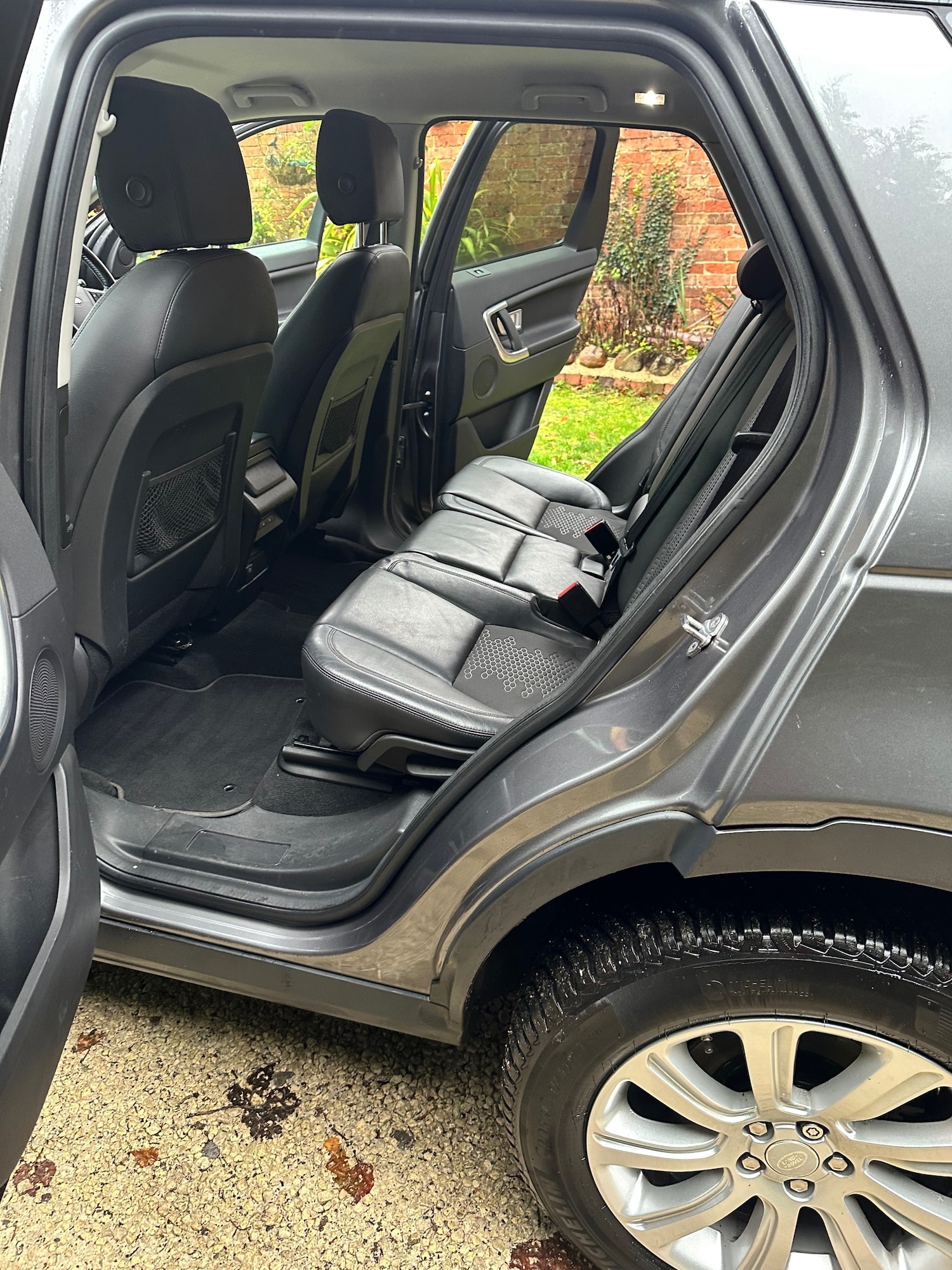 Used Land Rover Discovery Sport 2016 for sale - 76568701: Photo 26