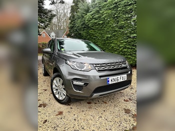 Used Land Rover Discovery Sport 2016 for sale - 76568701: Photo