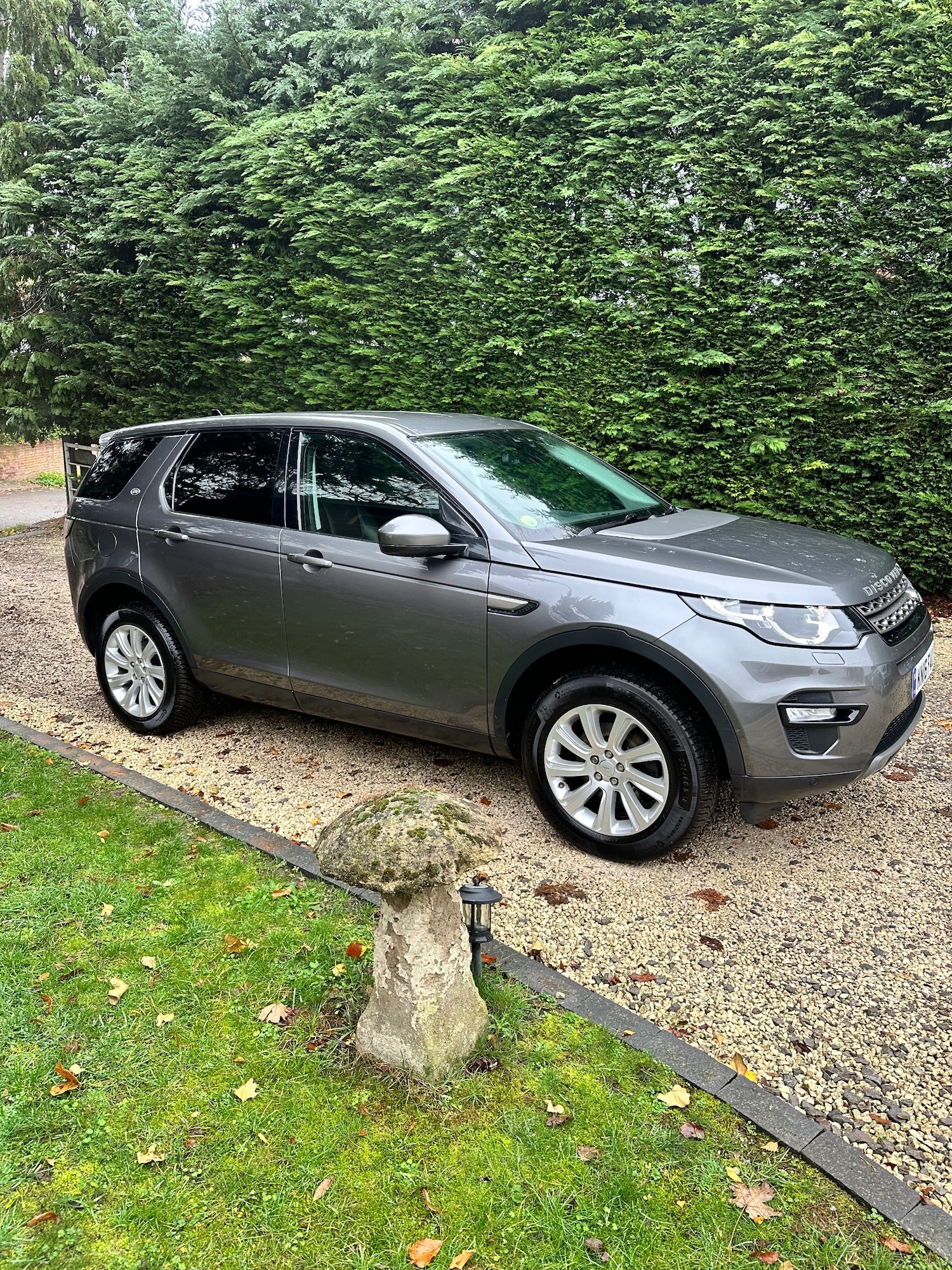 Used Land Rover Discovery Sport 2016 for sale - 76568701: Photo 3