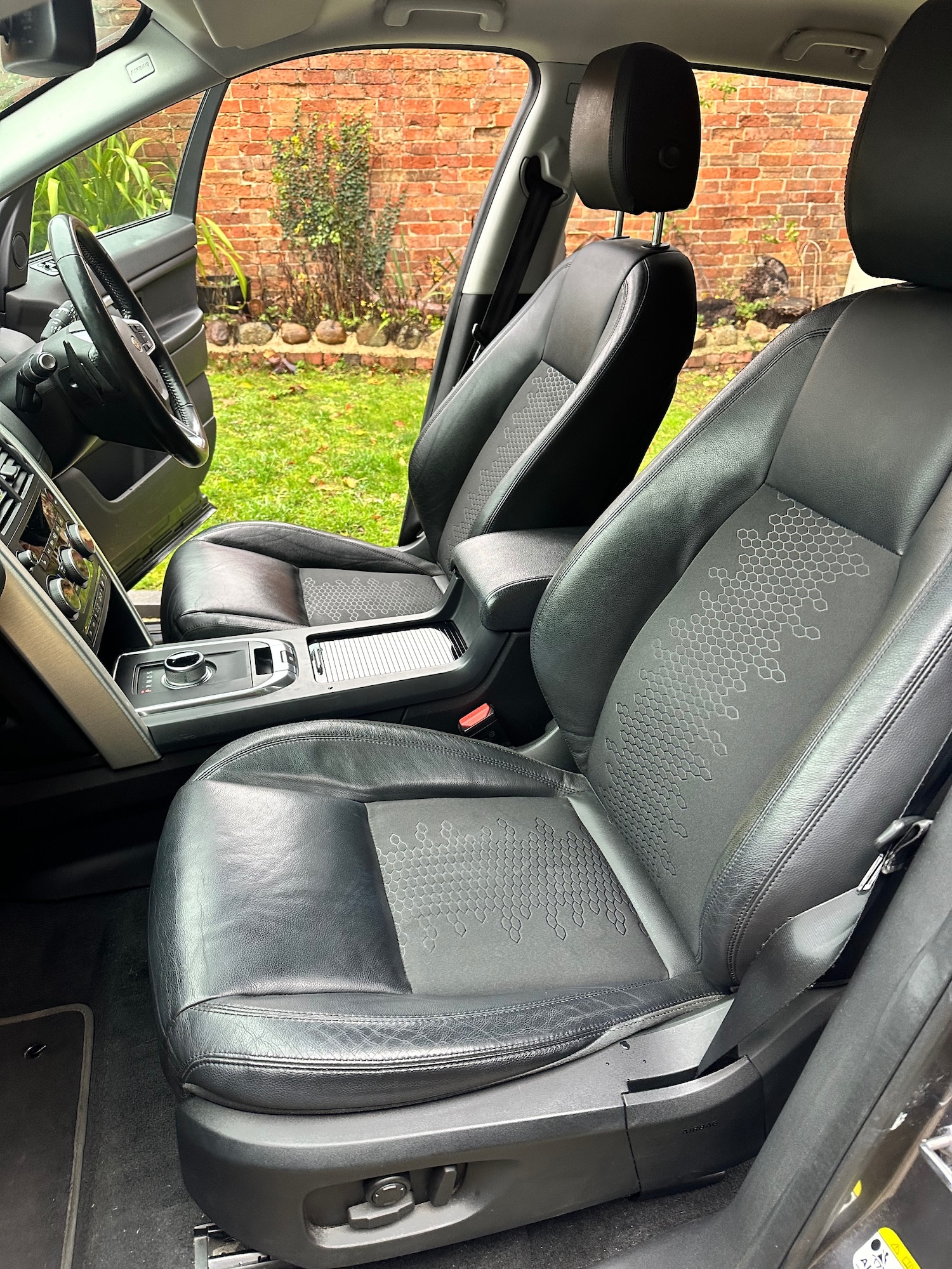 Used Land Rover Discovery Sport 2016 for sale - 76568701: Photo 30