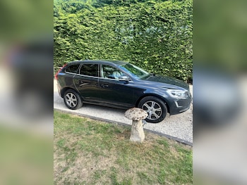 Used Volvo XC60 2015 for sale - 75406909: Photo