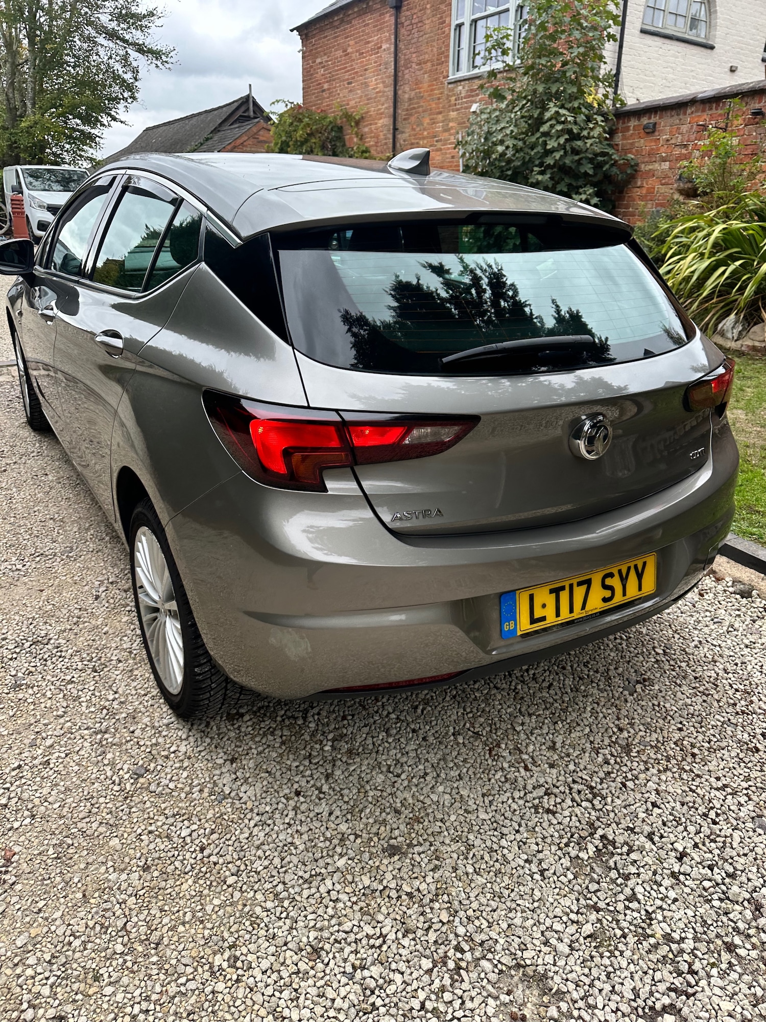 Used Vauxhall Astra 2017 for sale - 76182534: Photo 34