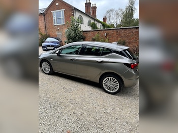 Used Vauxhall Astra 2017 for sale - 76182534: Photo 4