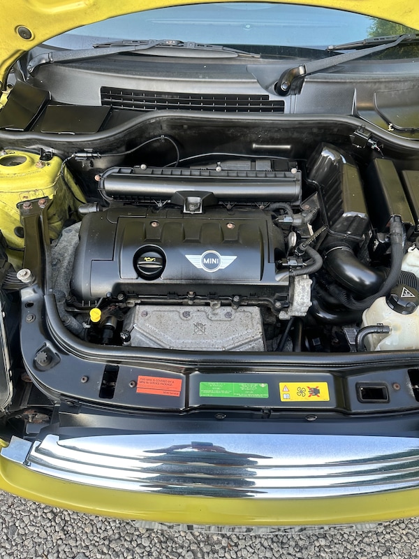 Used MINI Convertible 2010 for sale - 75509837: Photo 43