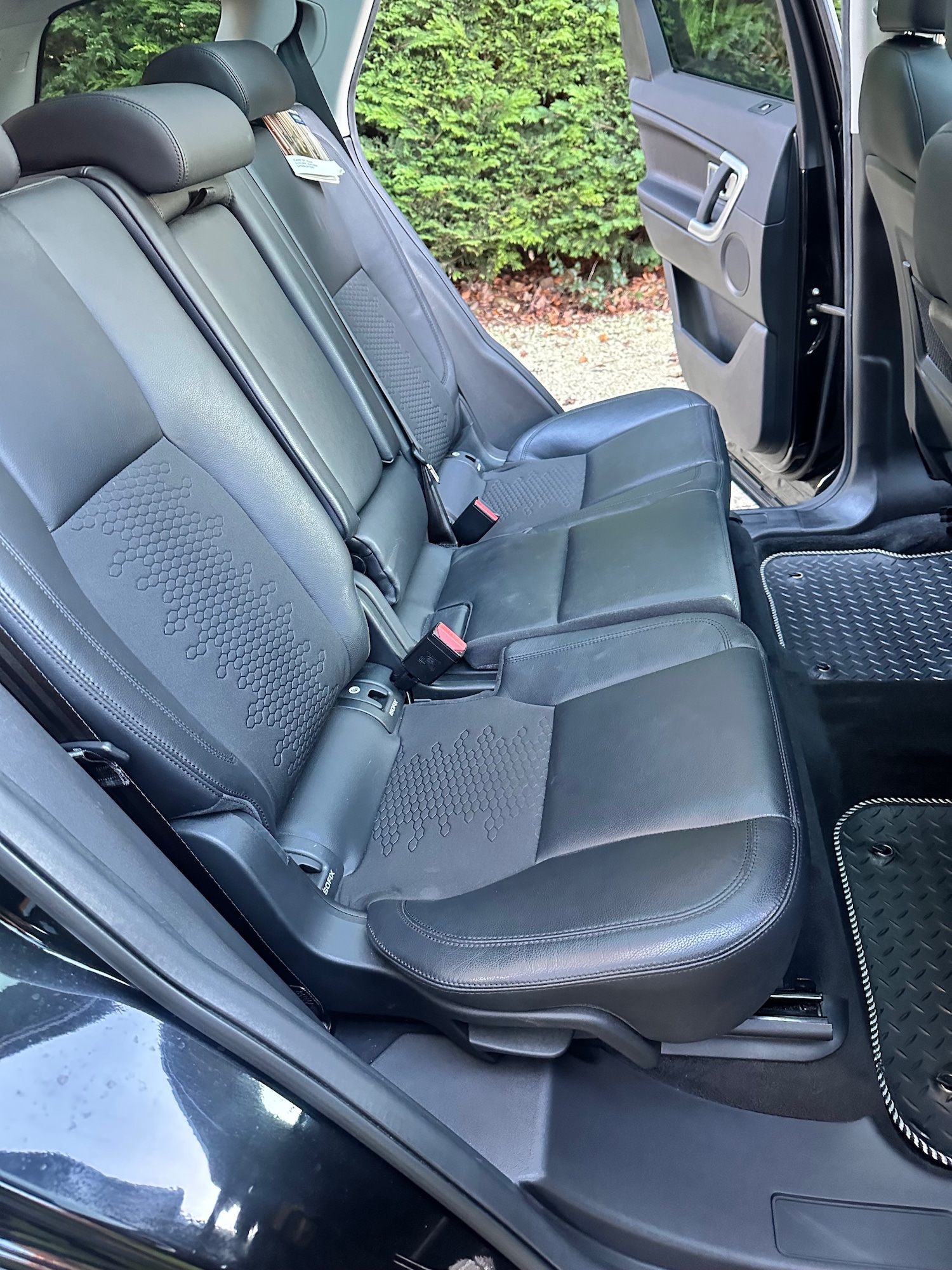 Used Land Rover Discovery Sport 2017 for sale - 77223080: Photo 31