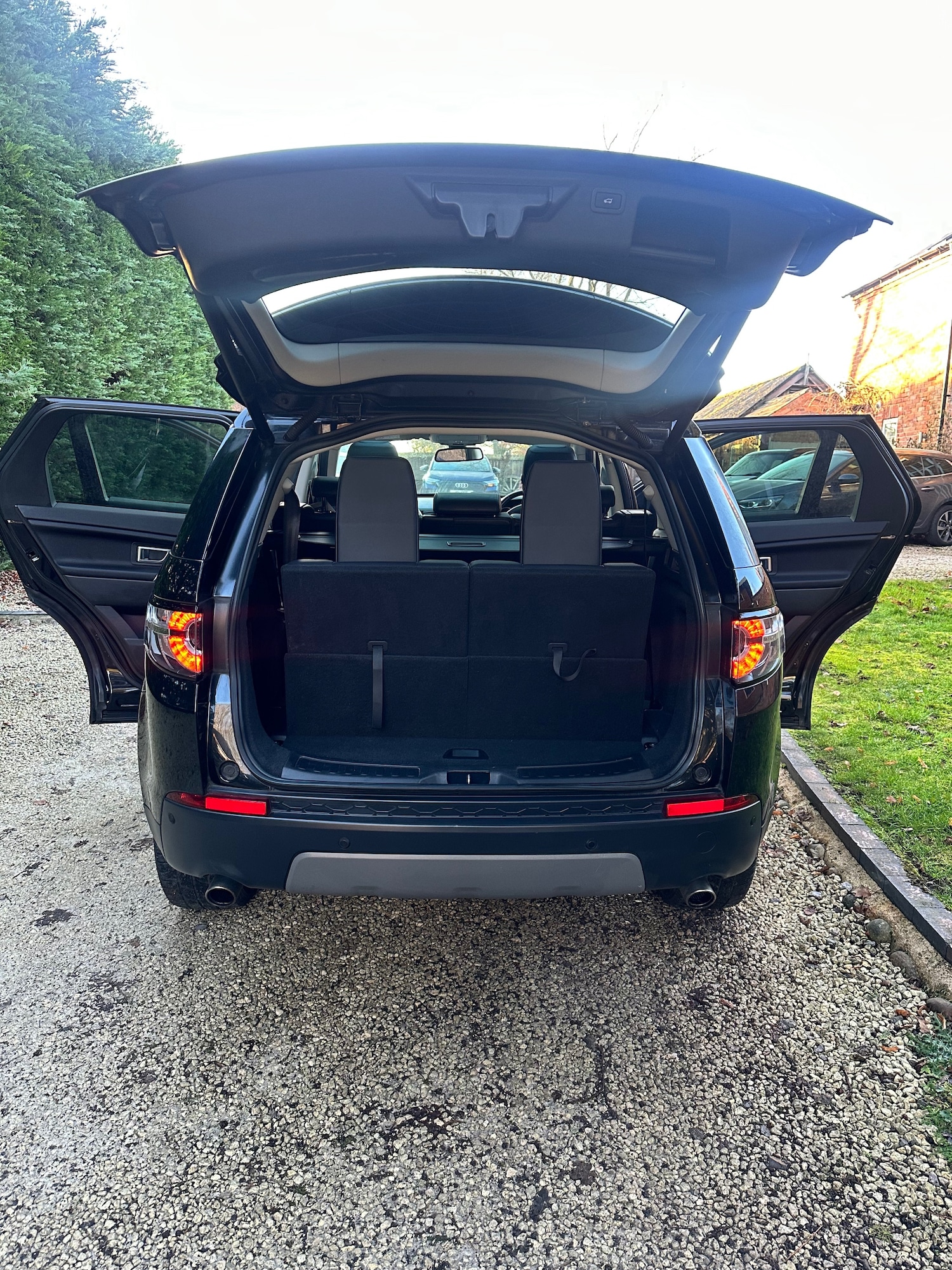 Used Land Rover Discovery Sport 2017 for sale - 77223080: Photo 48