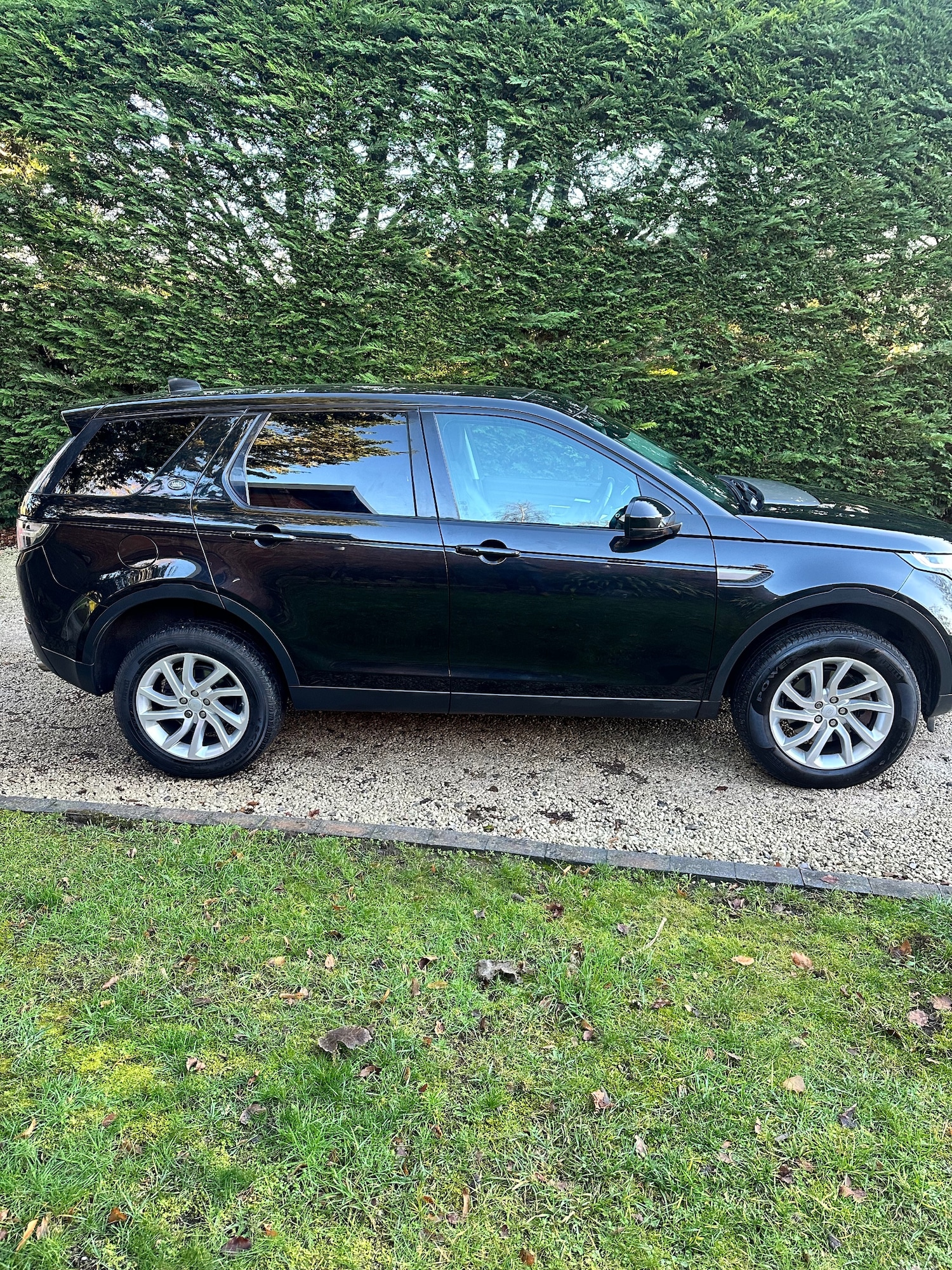 Used Land Rover Discovery Sport 2017 for sale - 77223080: Photo 5