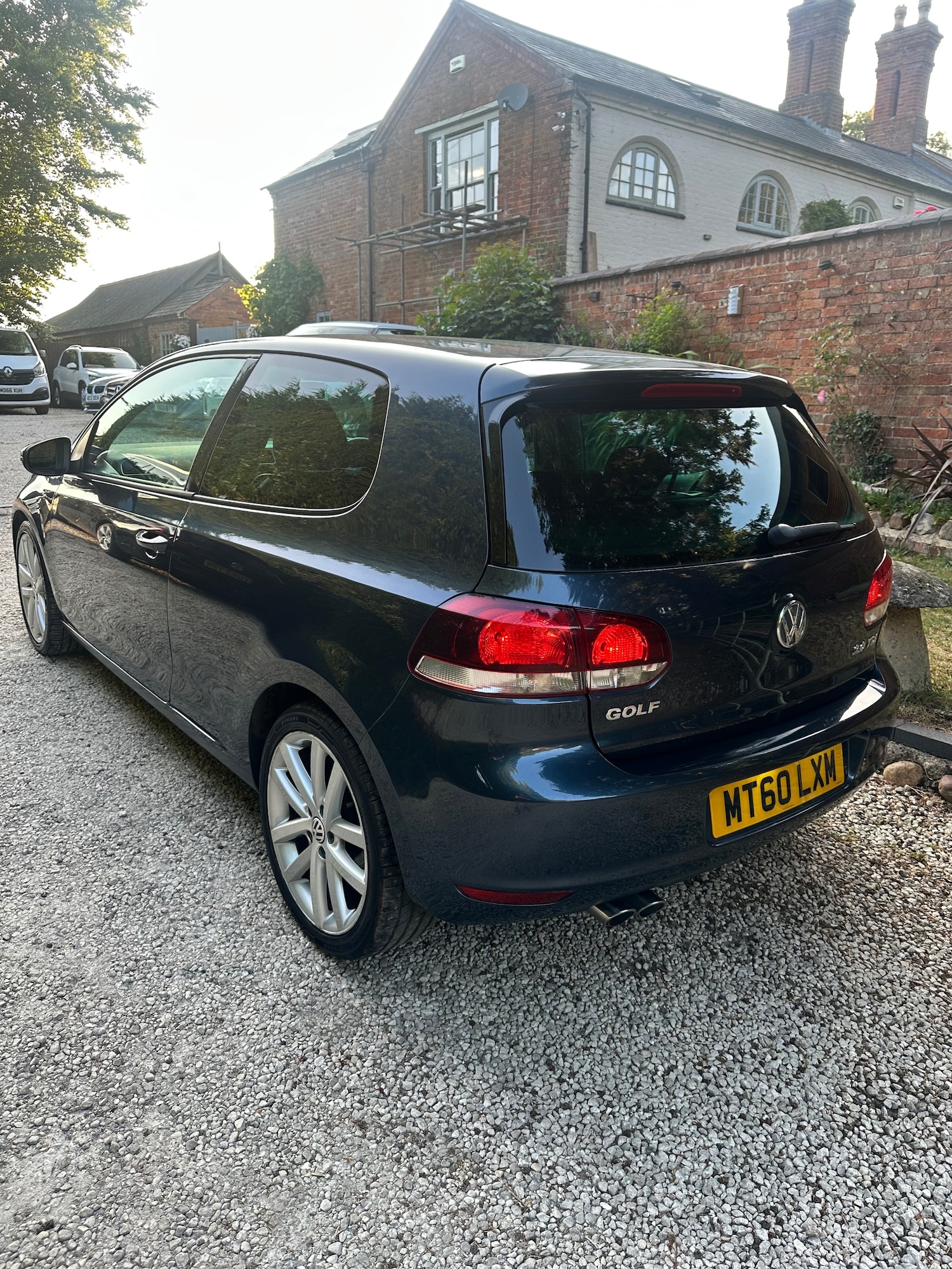 Vehicle 28