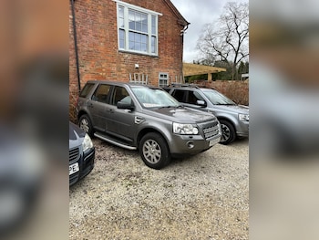 Used Land Rover Freelander 2009 for sale - 77888708: Photo