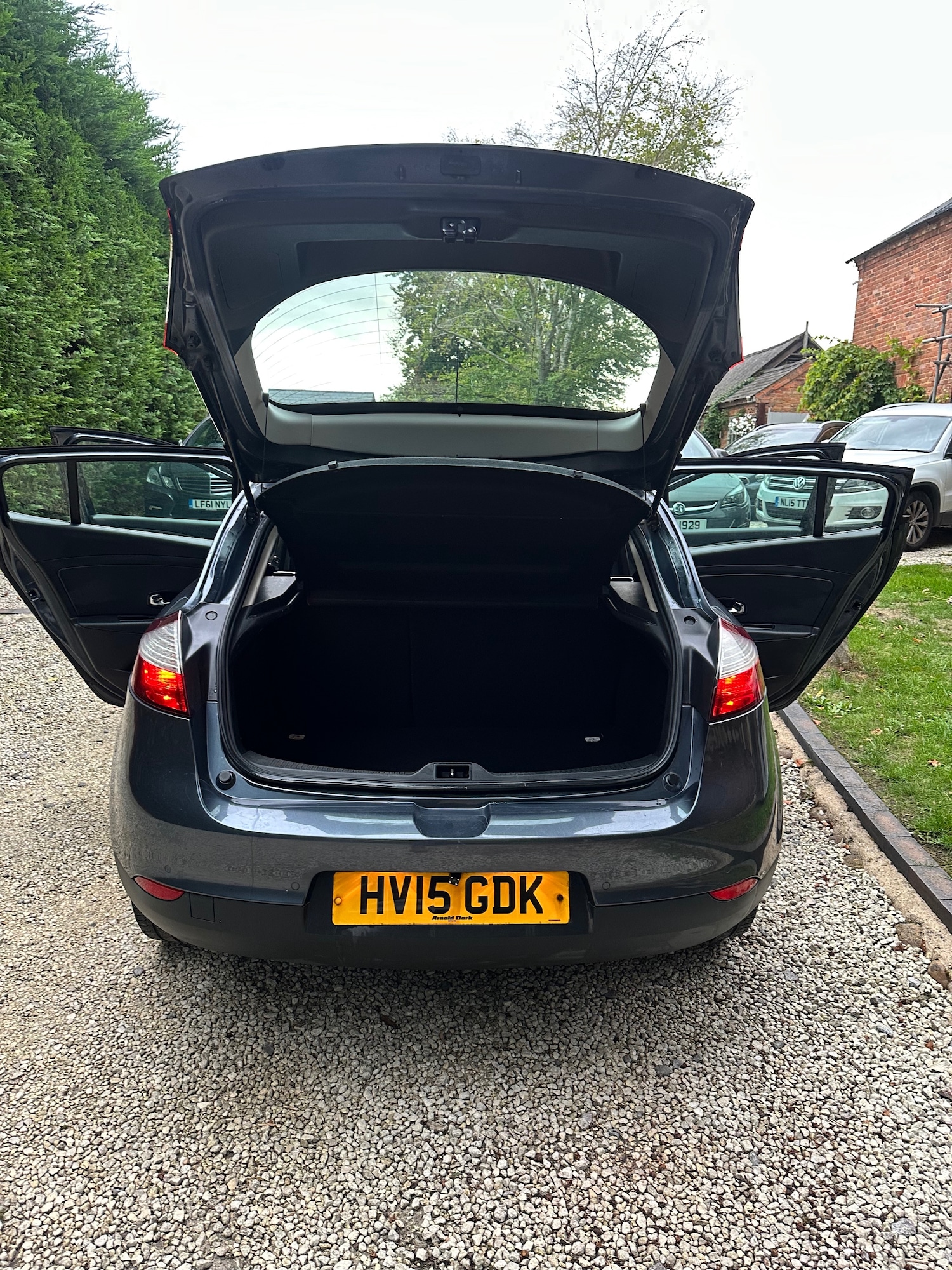 Vehicle 28